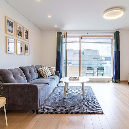 Cohost I Sunny Center Apt, Covered Parking, Balcony & Self Check-In Kaunas Bagian luar foto