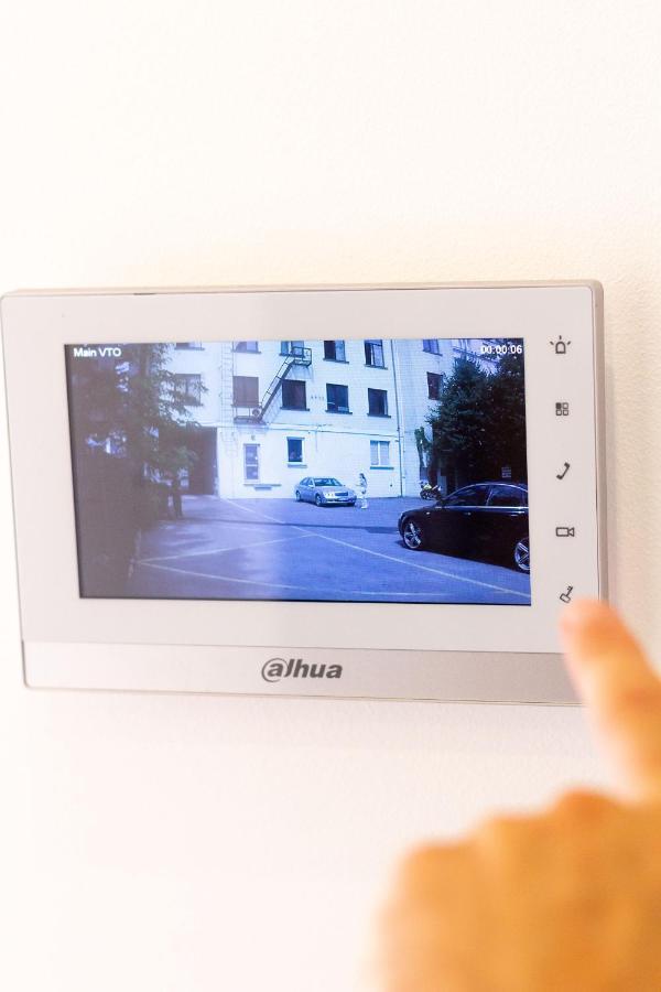 Cohost I Sunny Center Apt, Covered Parking, Balcony & Self Check-In Kaunas Bagian luar foto