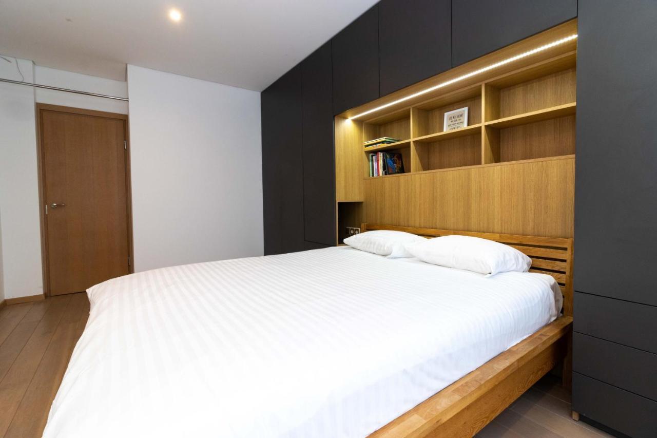 Cohost I Sunny Center Apt, Covered Parking, Balcony & Self Check-In Kaunas Bagian luar foto